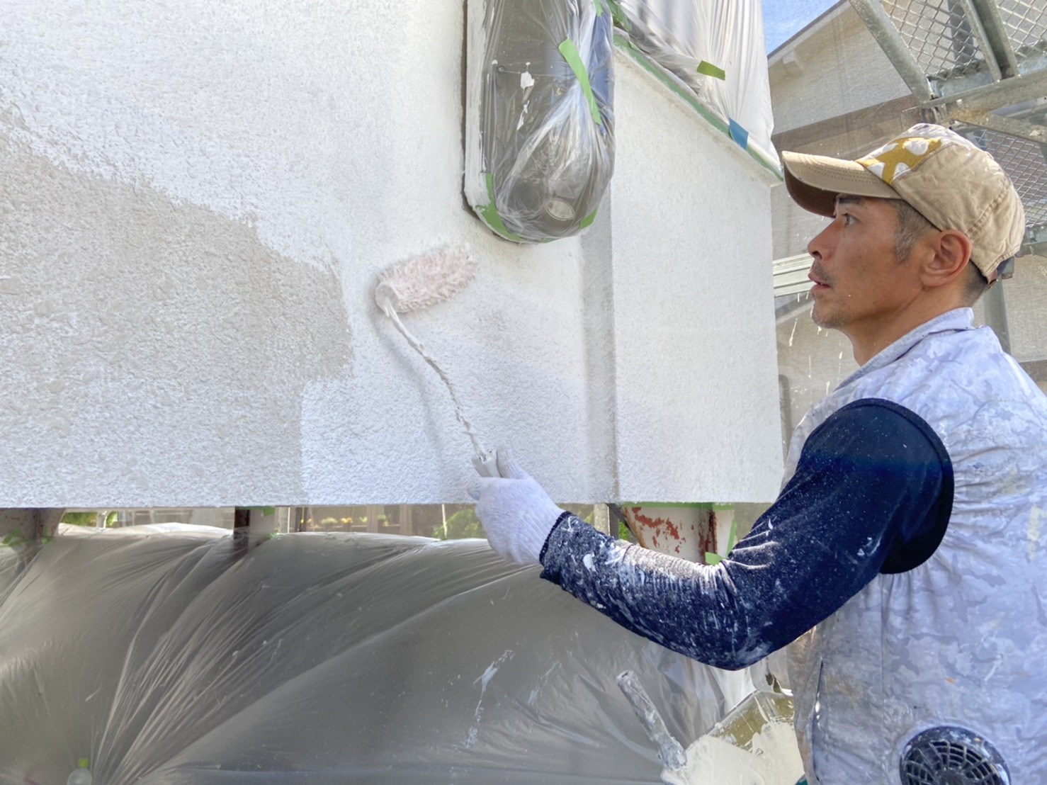 外壁塗装下塗り@高槻市津之江町