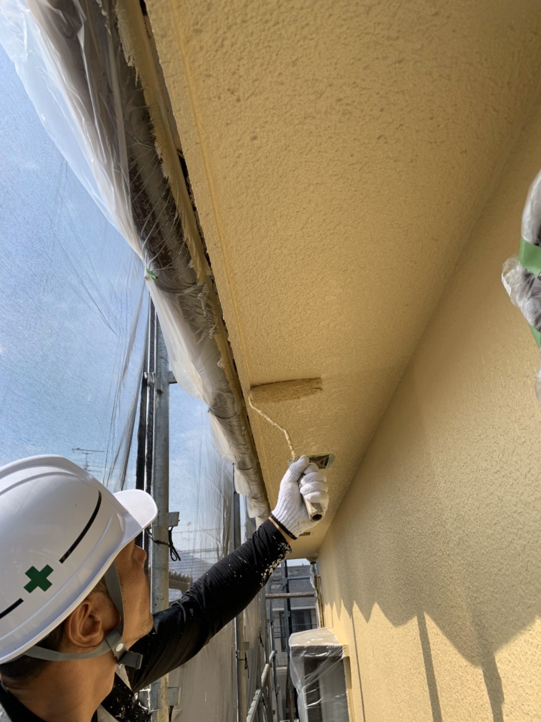 外壁塗装下塗り＠高槻市津之江町