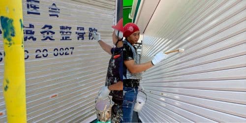 茨木市総持寺 付帯 シャッター塗装 下塗り後 上塗り 仕上げ