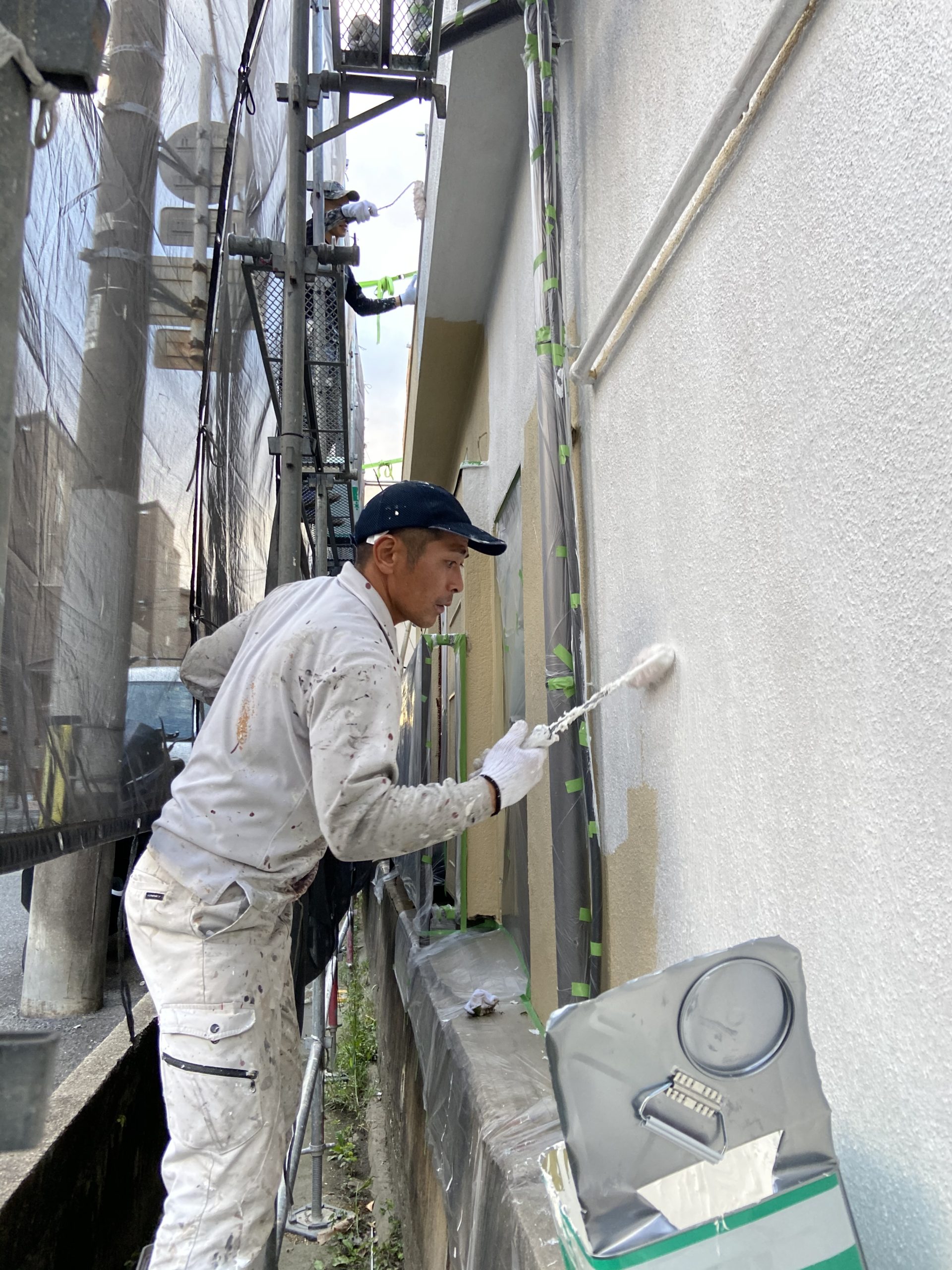 茨木・高槻の外壁屋根塗装防水YJリフォーム外壁下塗り@高槻市土橋町