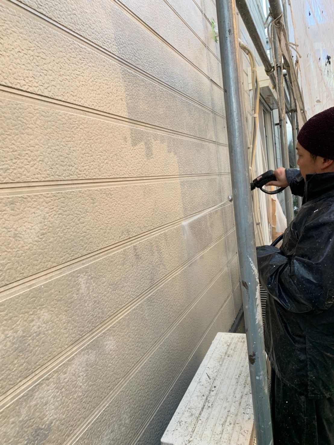 茨木・高槻の外壁屋根塗装防水YJリフォーム外壁高圧洗浄@高槻市北大樋町