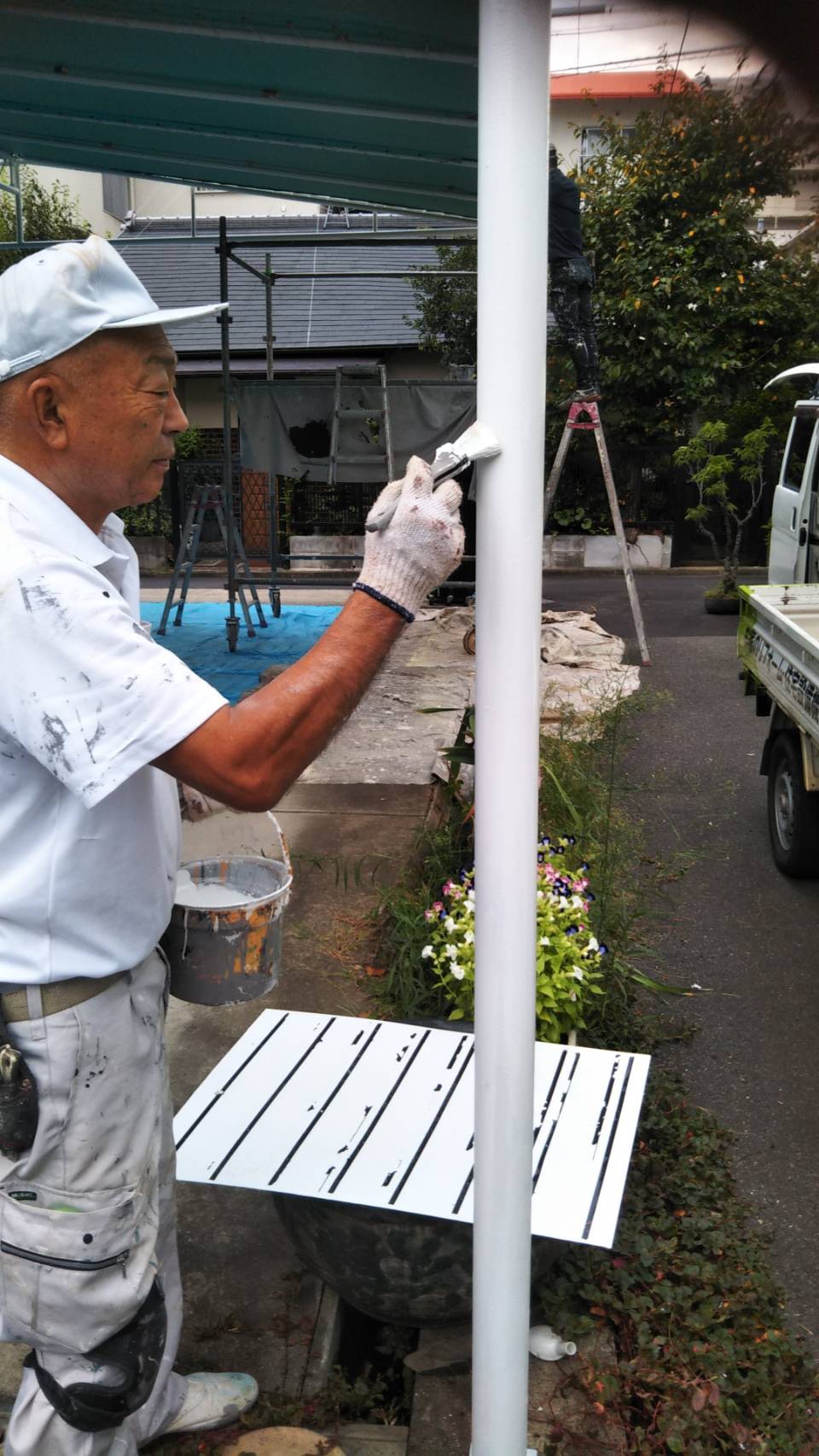 茨木・高槻の外壁塗装YJリフォーム鉄部塗装@茨木市駅前